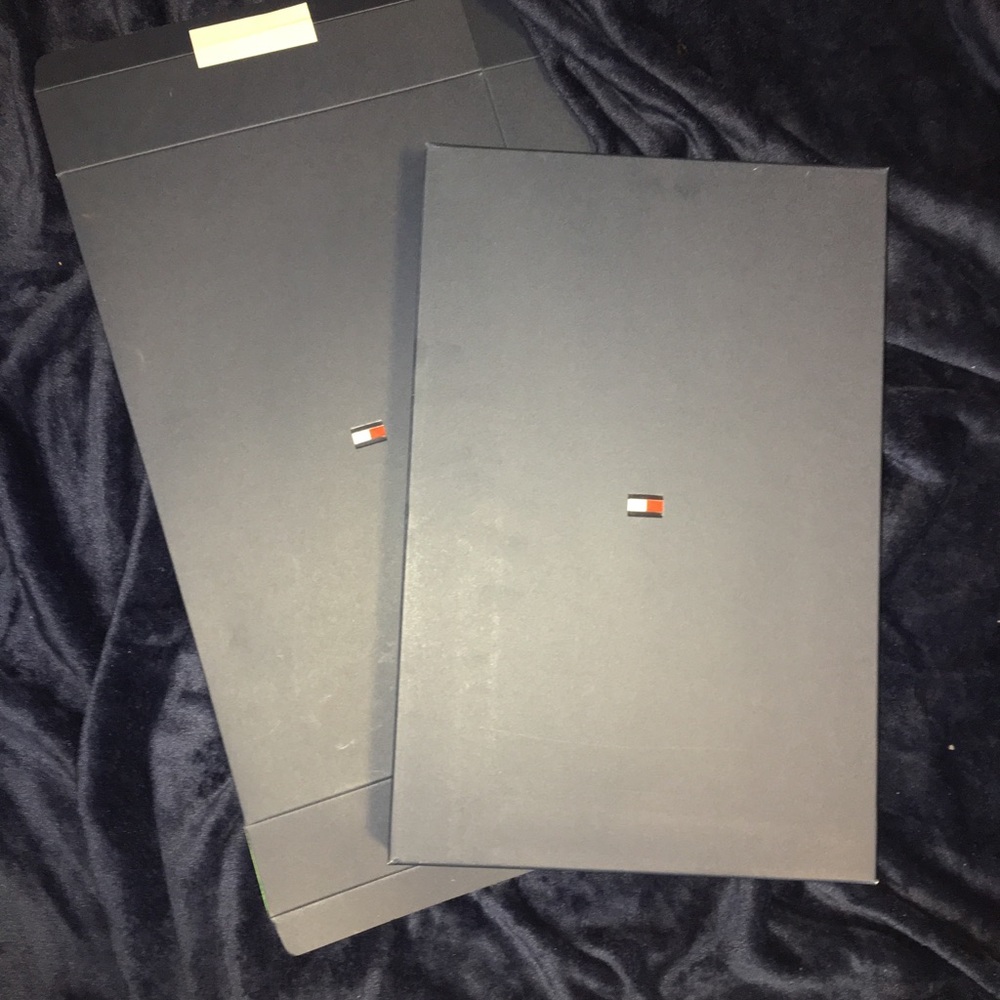 Tommy Hilfiger Boxes